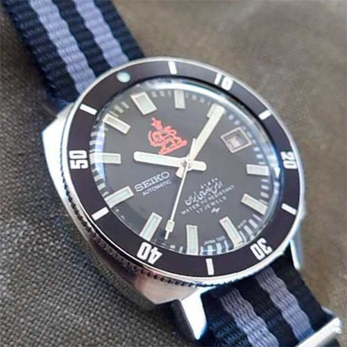 1970's Vintage Seiko Diver Royal Military Irania 7005-8140 Navy Blue Siler Watch for Men